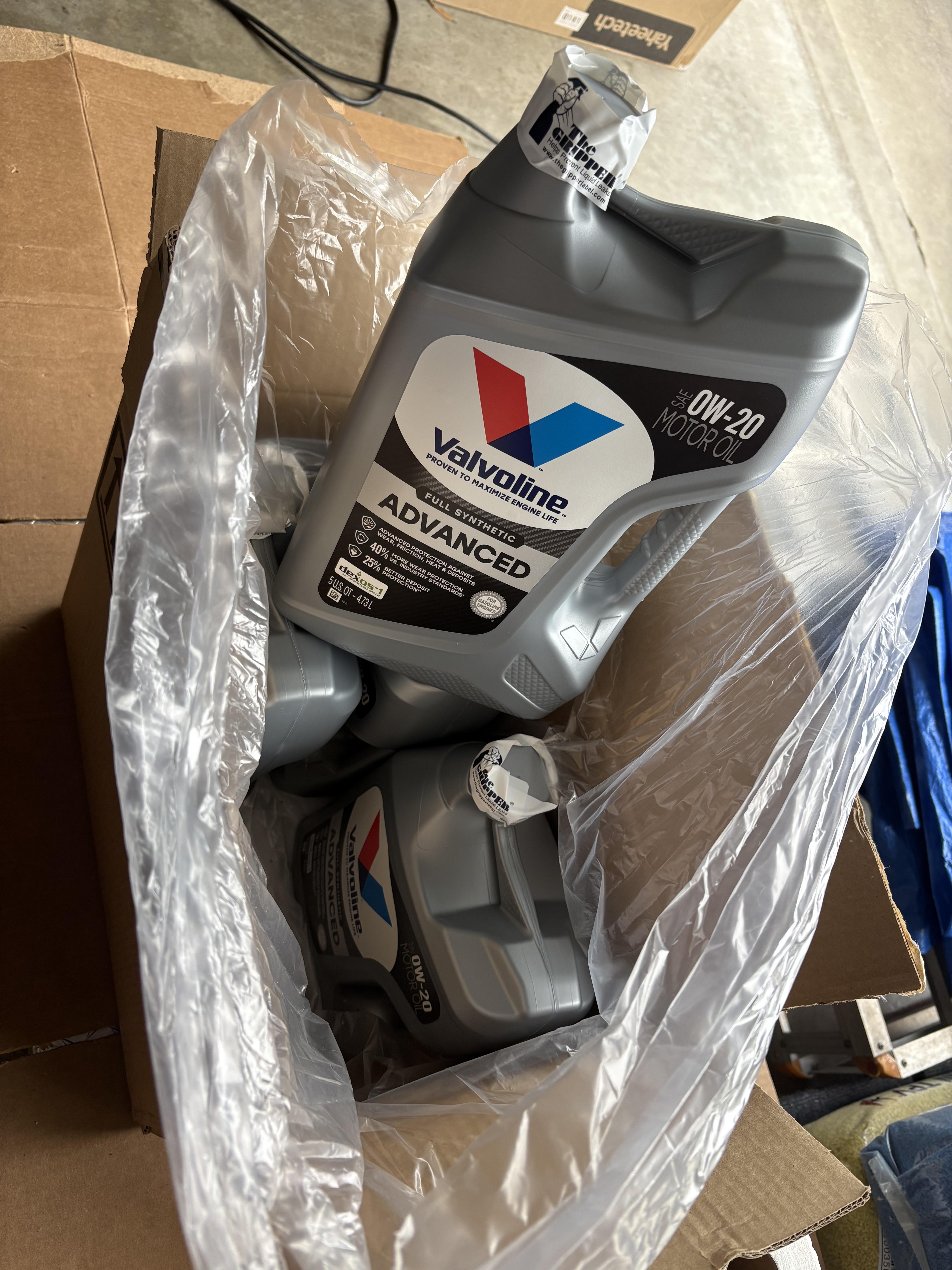 新品　Vシリーズ フルシンセティック 0W-20 Amazon | Valvoline Advanced フルシンセティック SAE 0W-20