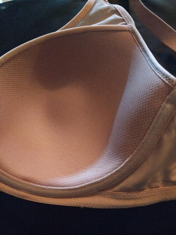 Soft inner lining on the bra cups.