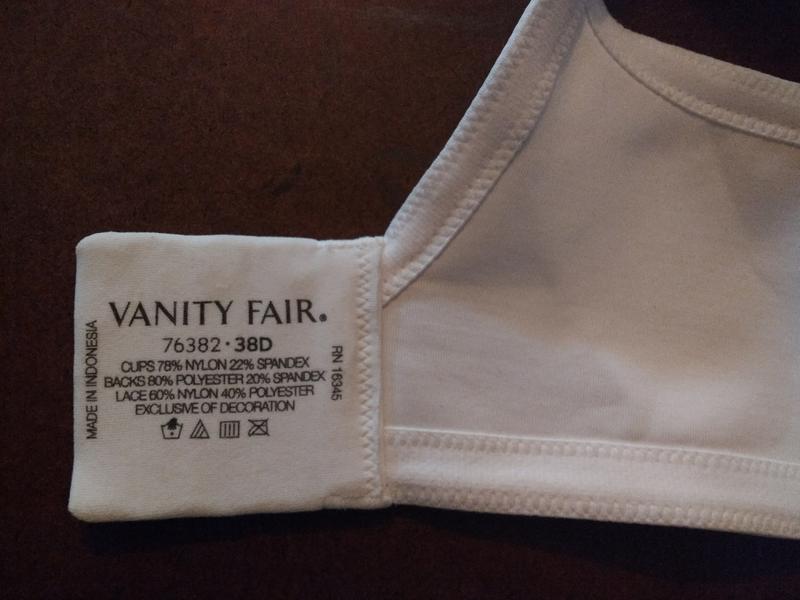 Here is a detail of the care instructions and the fabric content.