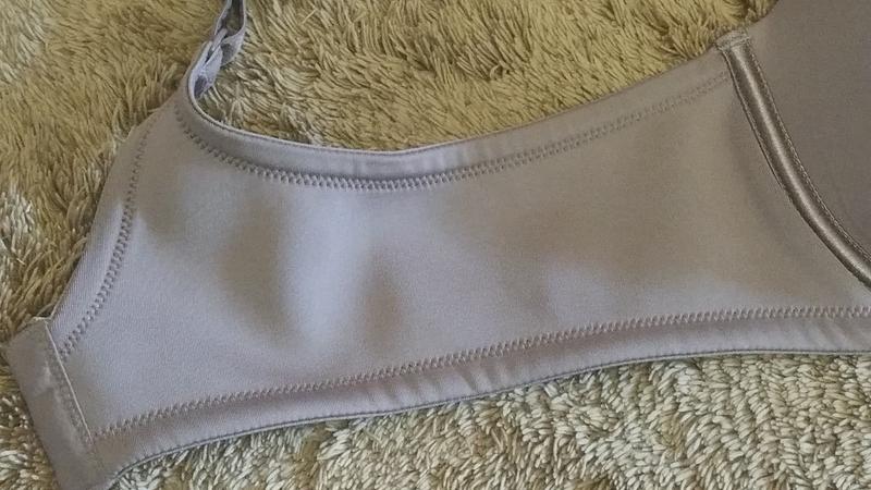 Stretches for no back bulge