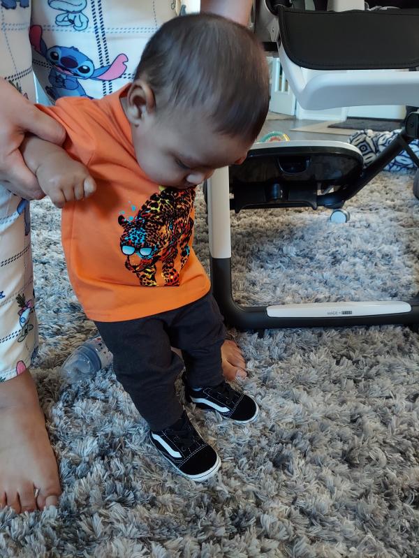 Customer photo for "Cute shoes for infants"