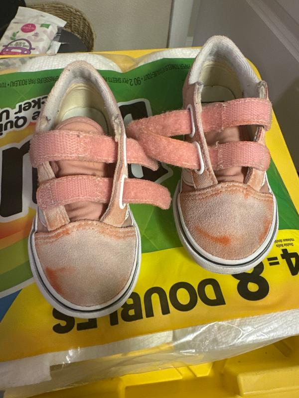 Customer photo for "Wouldn't recommend or buy again"