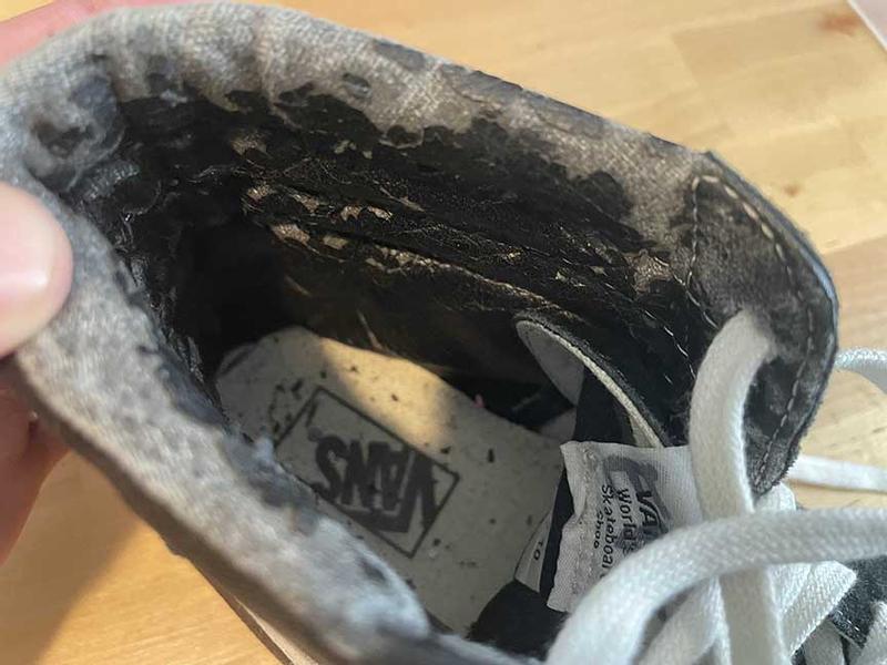 Customer photo for "Cheap and horrible"
