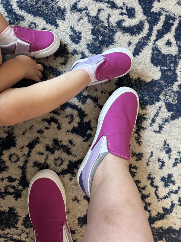 Classic Slip-On Shoe in Color Block Purple / Blues | Vans display picture 3