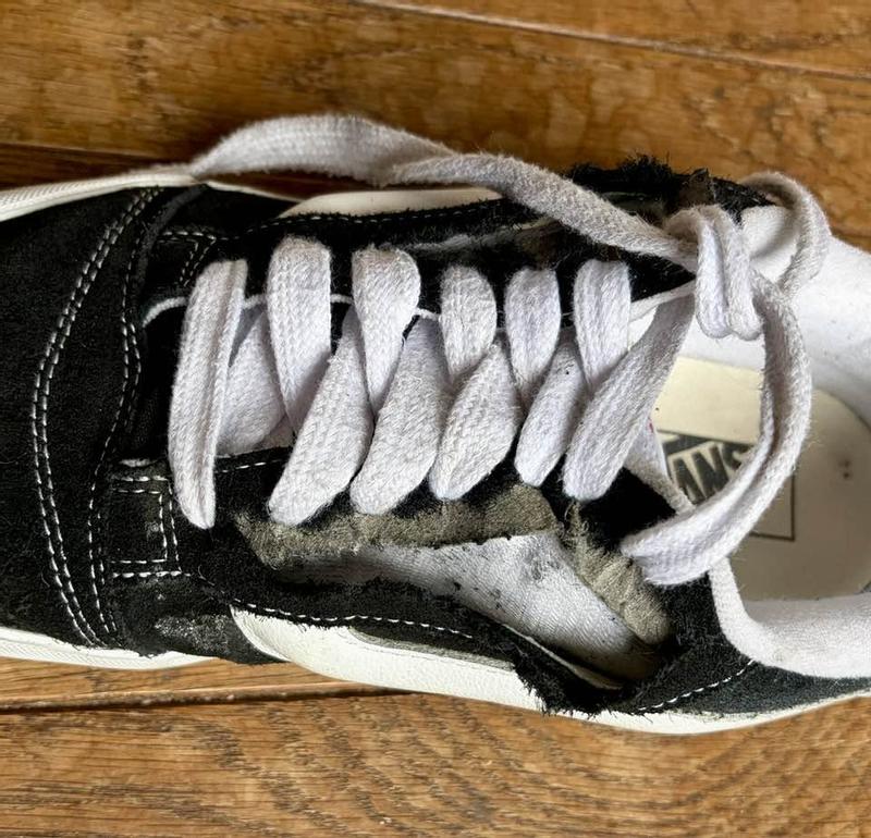 Customer photo for "Ripped out in the same area on two pairs"