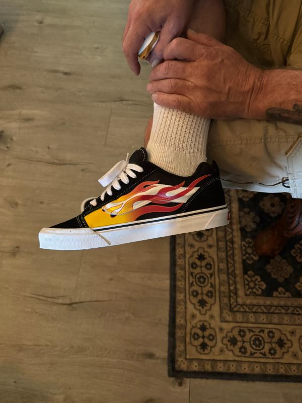 Knu Skool Shoe en Triple Black | Vans CA