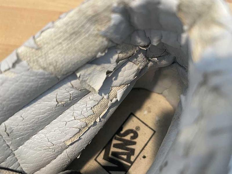 Customer photo for "Cheap and horrible"