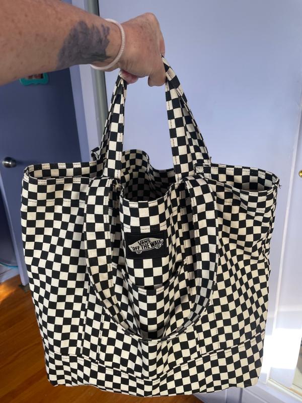 Tell All Zip Tote Bag in Checkerboard Black | Vans