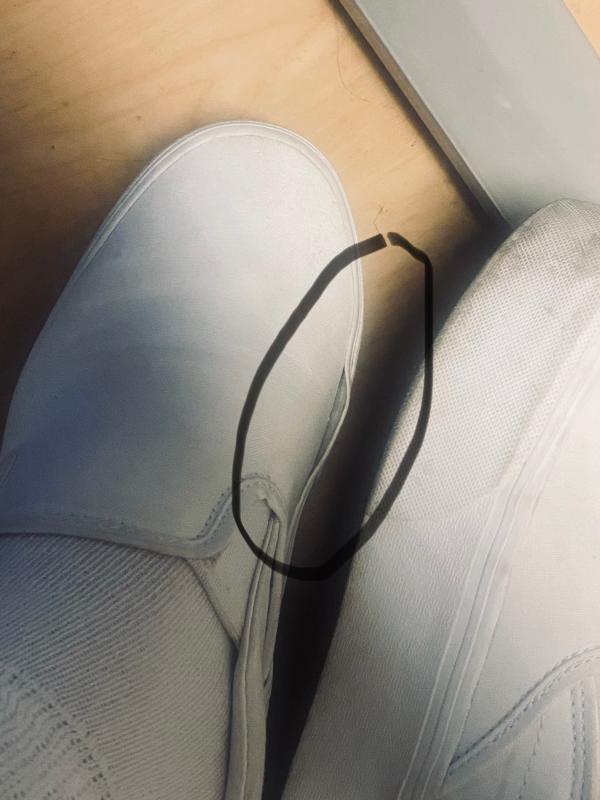 Customer photo for "I will never buy this shoe again"