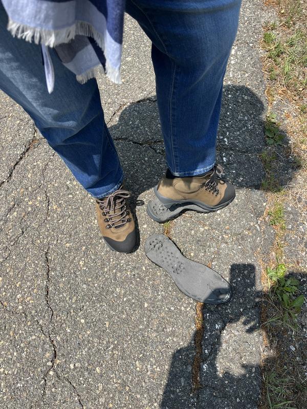 Vasque Talus Trek low top hiking boots shoes women's size 9 7433 M trail  tan gtx