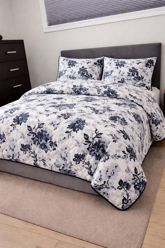 Customer carousel item 4.