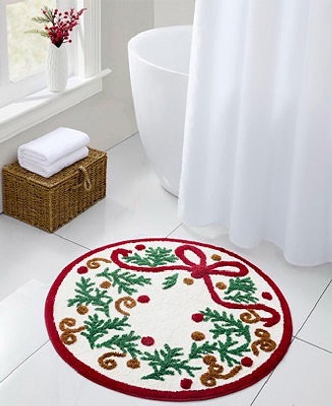 Hallmark Christmas Wreath Tufted Holiday Bath Rug, 30