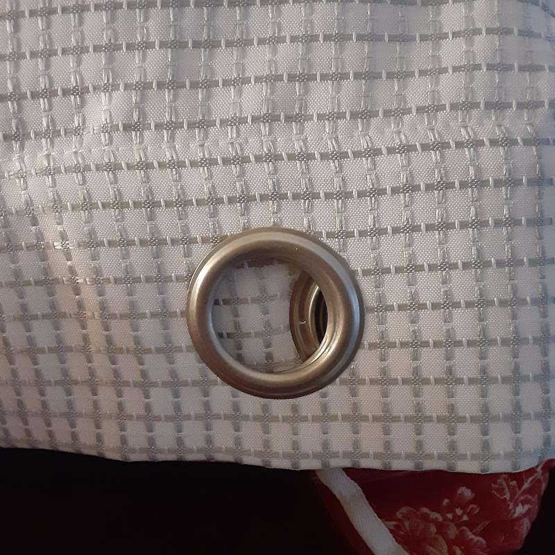 Grommets top. For easy hanging with extra support.