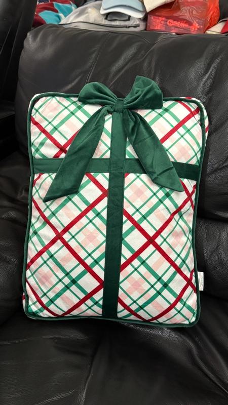 Customer carousel item 12.