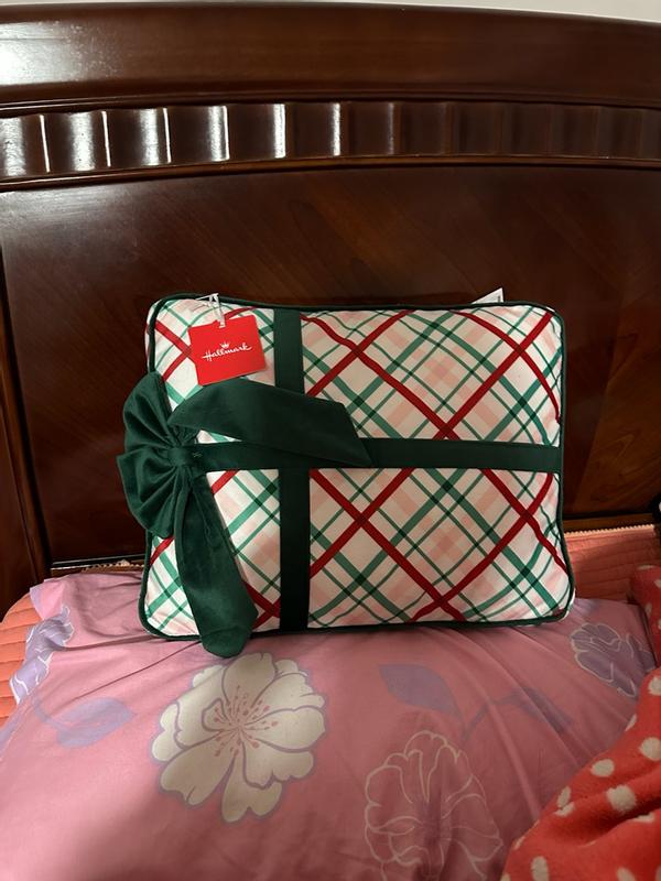 Customer carousel item 8.