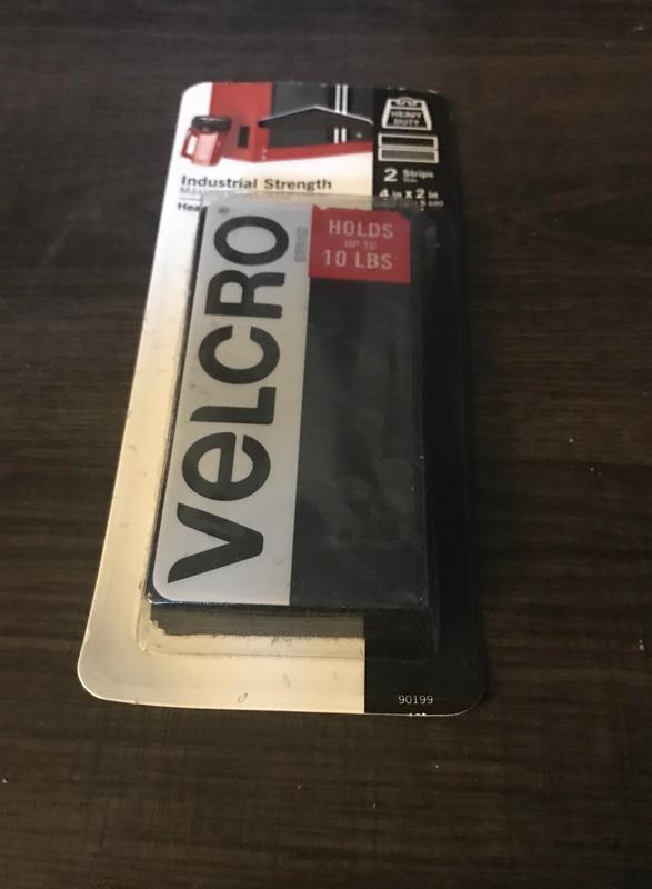 VELCRO Brand 4-in Black Industrial Strength 4In X 2In Strips. White