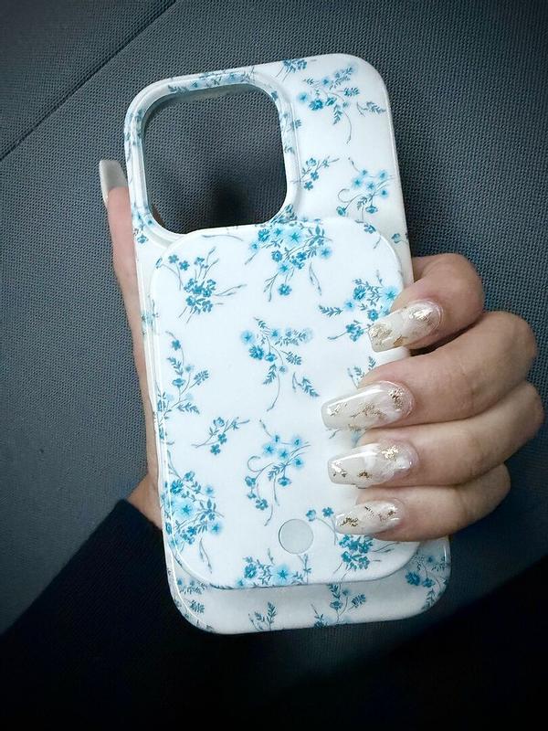 Customer photo for "Easy to use. Charge lasts."