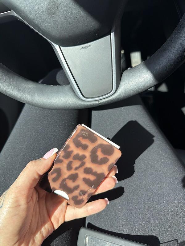 Customer photo for "Great for my business cards"
