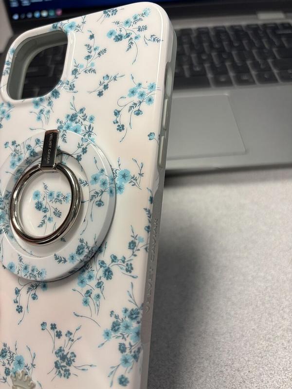 Customer carousel item 4.