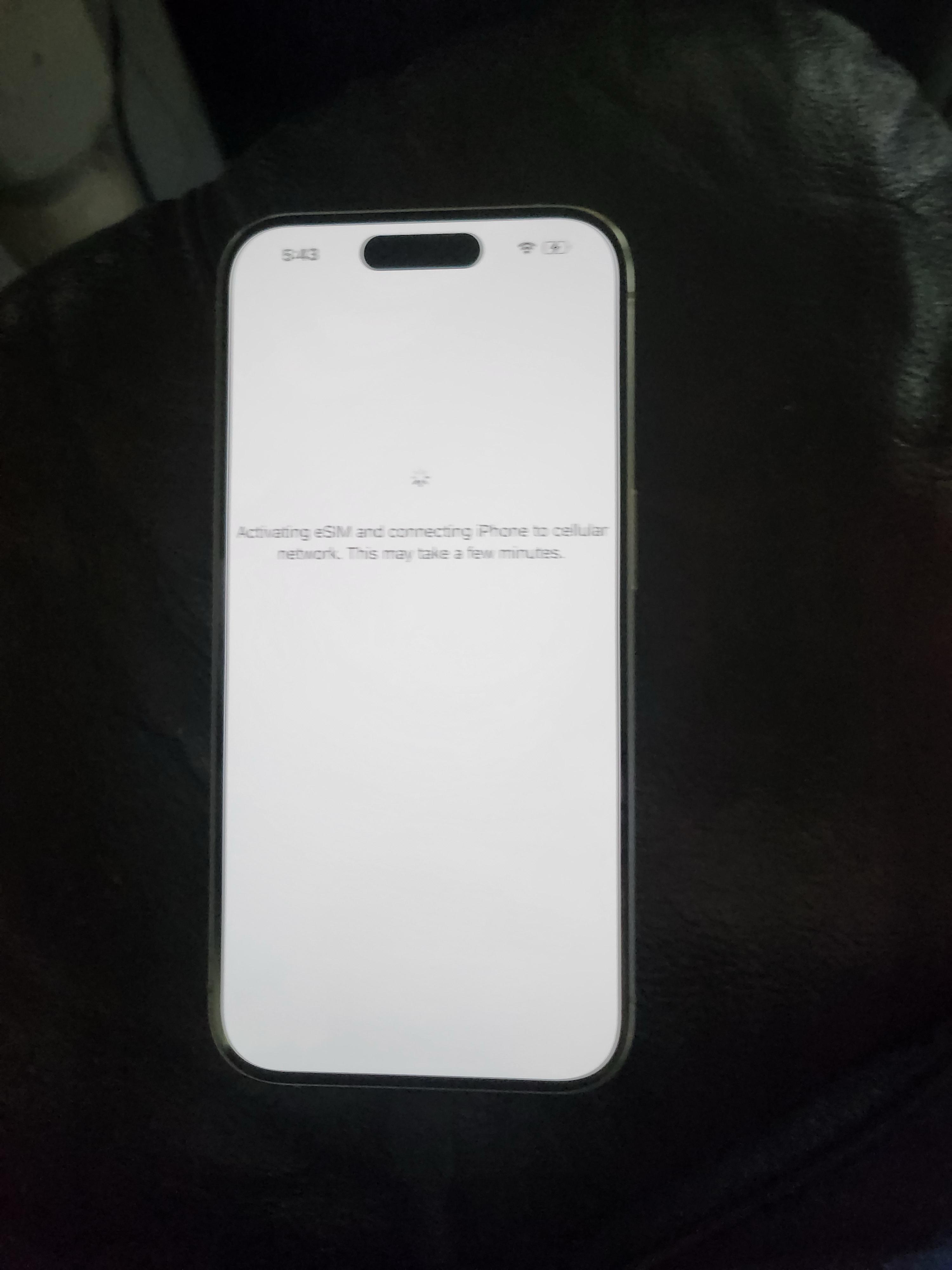 Apple iPhone 15 Pro (Certified Pre-Owned): Order, Price, Colors