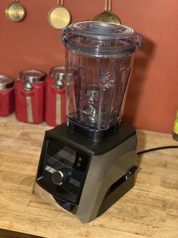 Vitamix Con A3300 Ascent Series Smart Blender, Professional-Grade, 64 oz.  Low Profile Container, Brushed Stainless Finish 