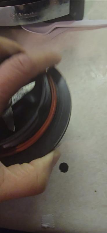 Space Saving Blade Base - Blending Cups Bowls
