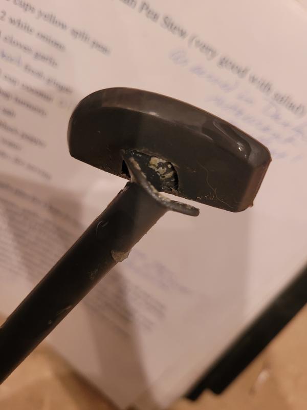 Broken after only four uses, months apart, and no contact with the blades.