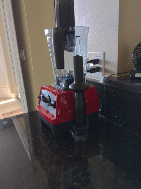 Vitamix tamper outlet holder