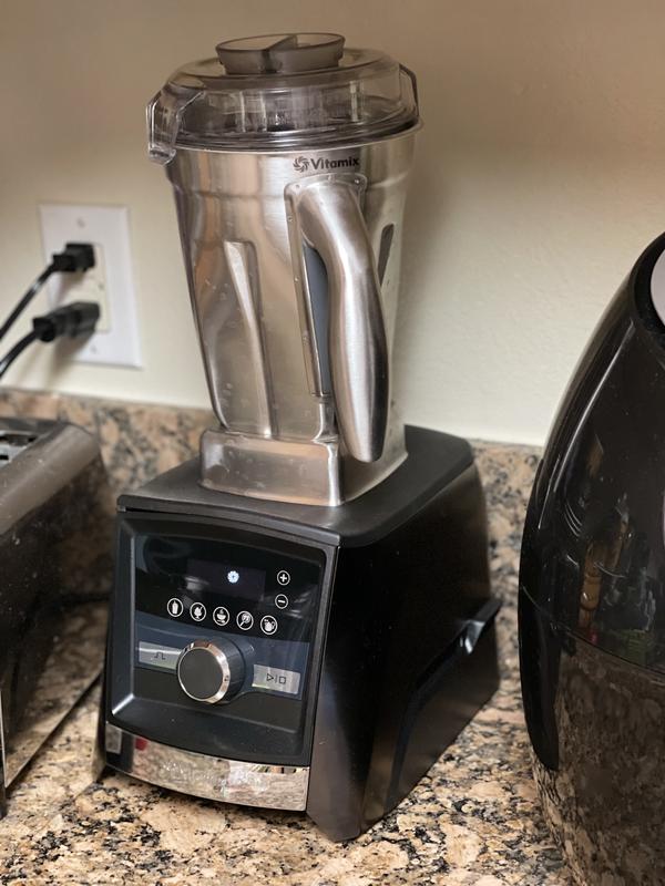 Vitamix A3500 Ascent Series Blender in Brushed Stainless Metal Finish