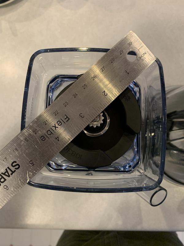 1.4L Container base extra room in the base allows for extra movement