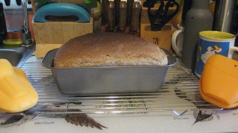 The wonderful 48 oz. Dry Blade Container works well with my 'non-Self-Select Vitamix 7500.  The proof is this photo!