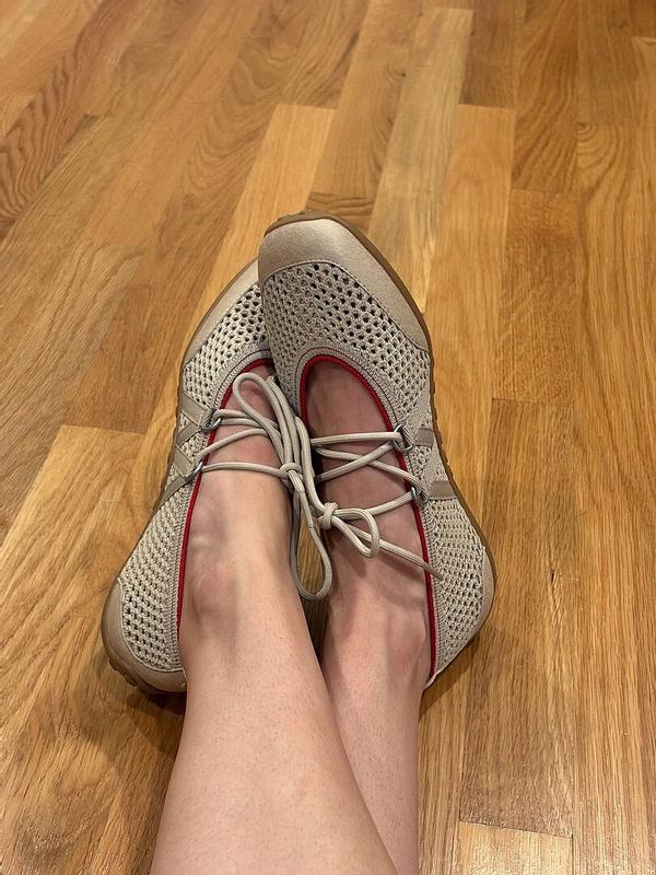 Customer photo for "Very comfortable, run big!"