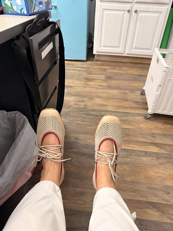 Customer photo for "Confortable and cheek!"