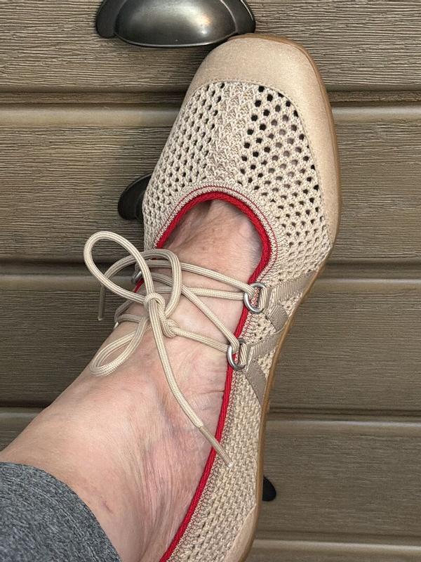 Customer photo for "Love, my comfy, cute, pseudo ballerina flats"