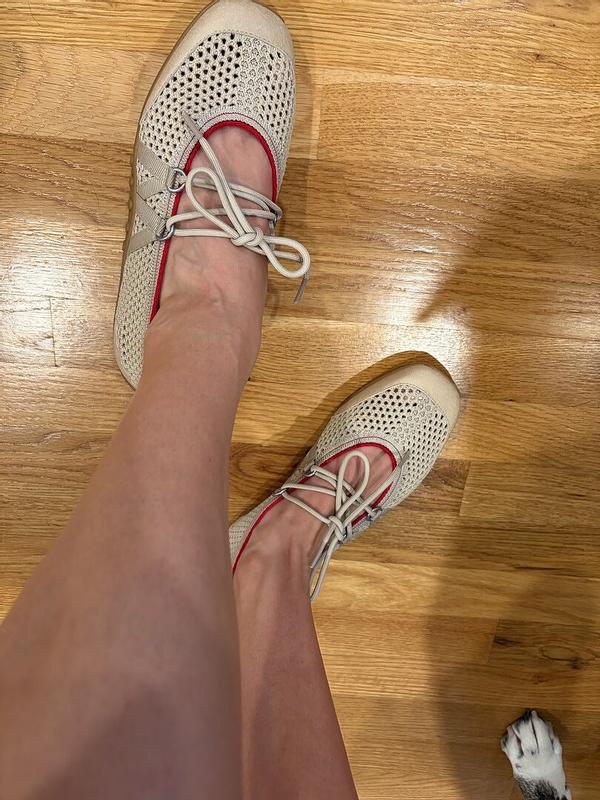 Customer photo for "Very comfortable, run big!"