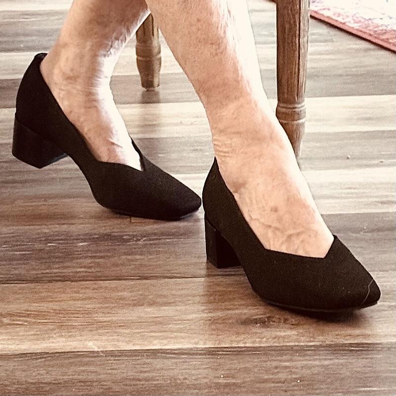 Customer photo for "Megan in Black"
