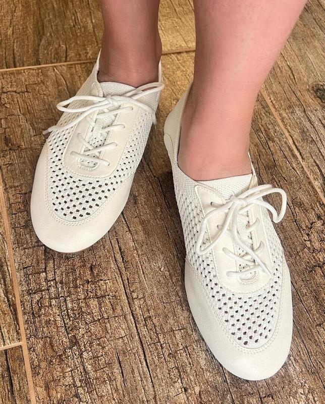 Customer photo for "Round-Toe Lace-Up Mesh Sneakers (Yara)"