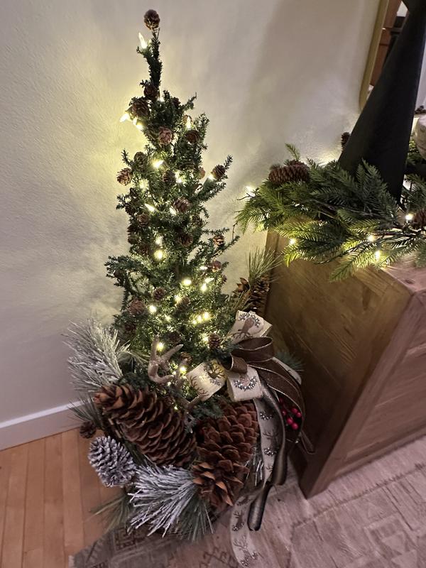 B803923 - Carmel Pine Tabletop Tree | Vickerman