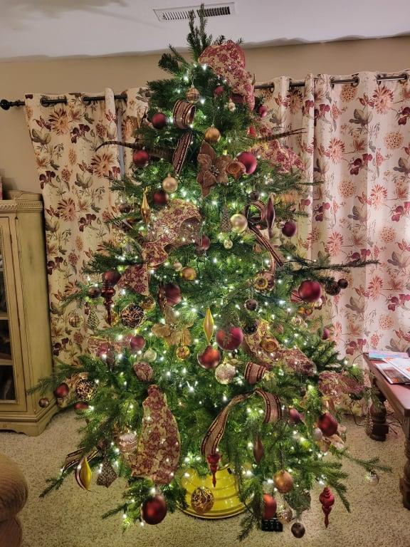 G204276LED - Sherwood Fir Christmas Tree | Vickerman