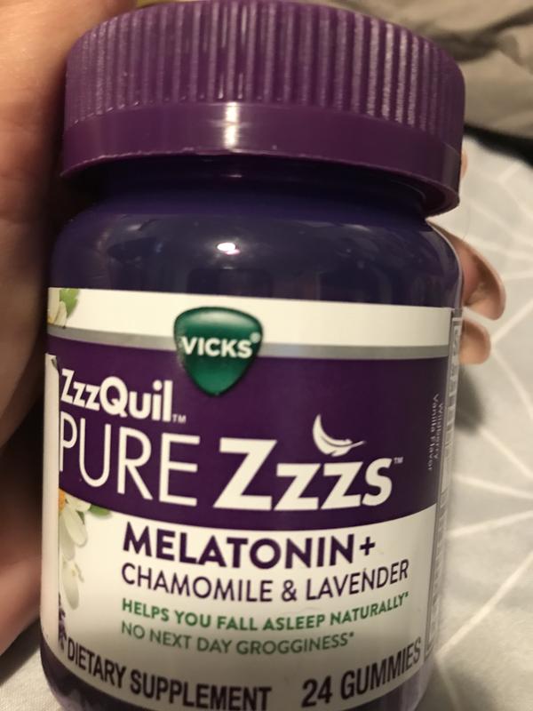 ZzzQuil PURE Zzzs Muscle Relaxation Melatonin Sleep Aid Gummies