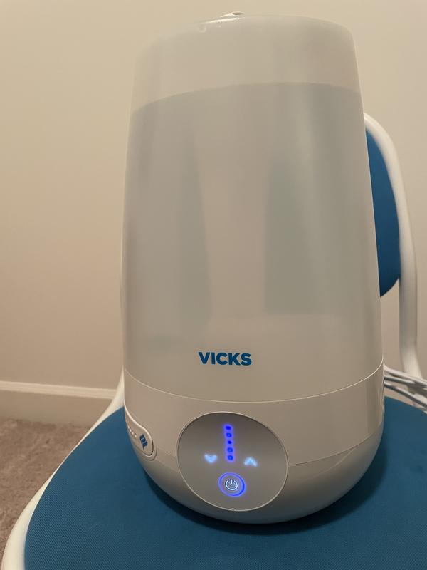 Vicks Filter-Free Ultrasonic Humidifier. #1 Brand Recommended by  Pediatricians*. 1.2 Gal Ultrasonic cool mist humidifier for medium to large  Bedrooms