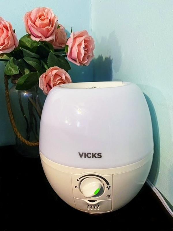Vicks 3-in-1 Sleepy Time Ultrasonic Humidifier & Essential Oil