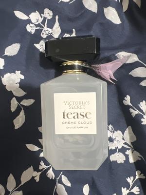 Victoria’s store Secret Tease Crème Cloud EDP