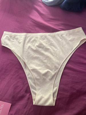 Niesse18's photo of the Seamless Brazilian Panty. Photo 3 of 3. Review Image shared by Niesse18