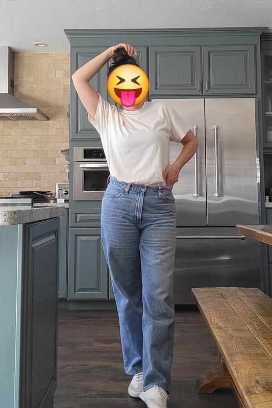 Customer photo for "Classic dad jean imo"