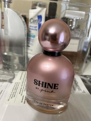 Dayana's photo of the Shine by PINK Eau de Parfum. Photo 1 of 1. Review Image shared by Dayana