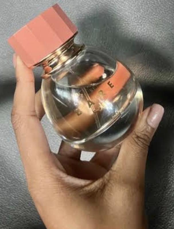 【値下げ中】香水　Victoria's secret Bare Rose オードパルファム 3.4 oz, 3.4ozを購入 - Fragrancesを