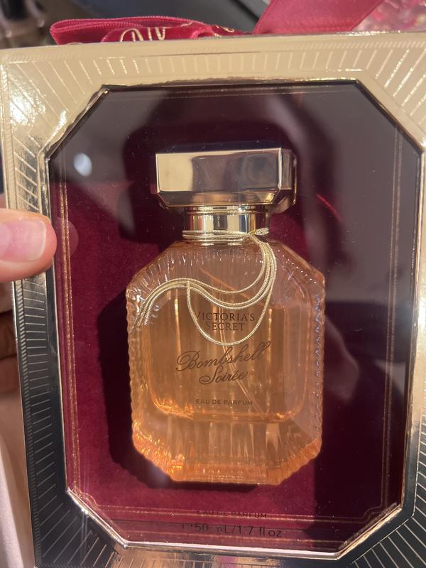 Bombshell Soirée オードパルファム 1.7 oz をチェック、1.7oz