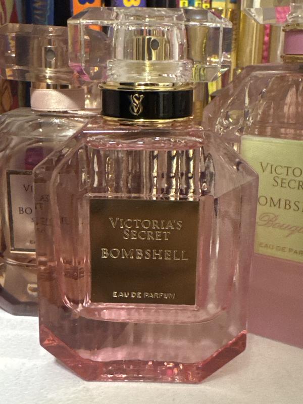 Buy Bombshell Eau de Parfum 3.4 oz, 3.4 Oz - Order Fragrances