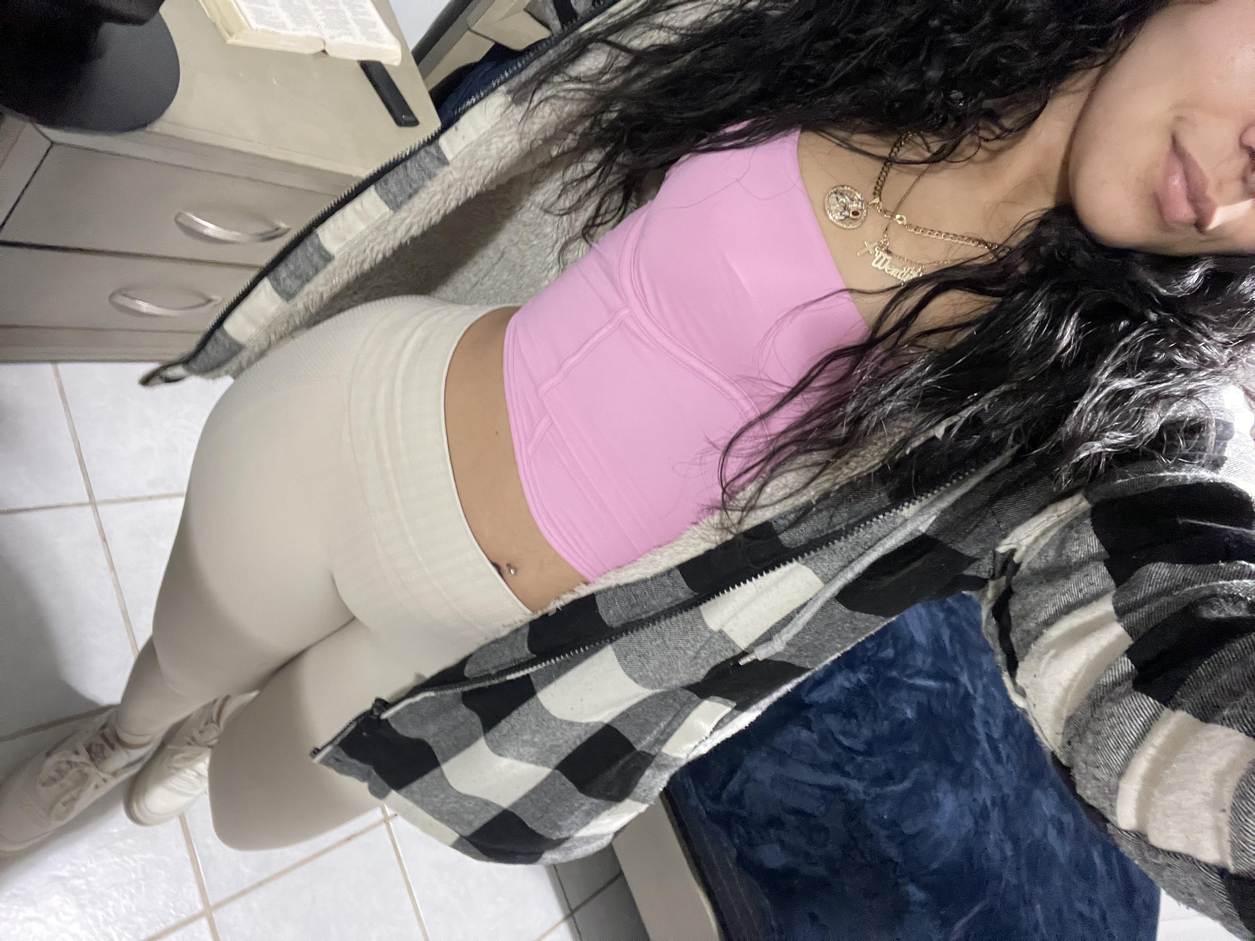 273479645
